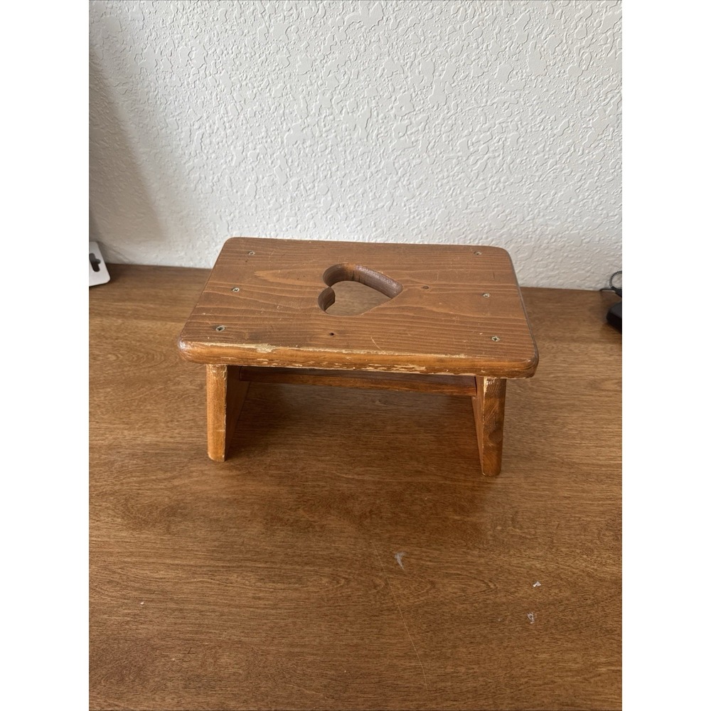Vintage Primitive Farmhouse Country Heart Cutout Wooden Foot Step Stool